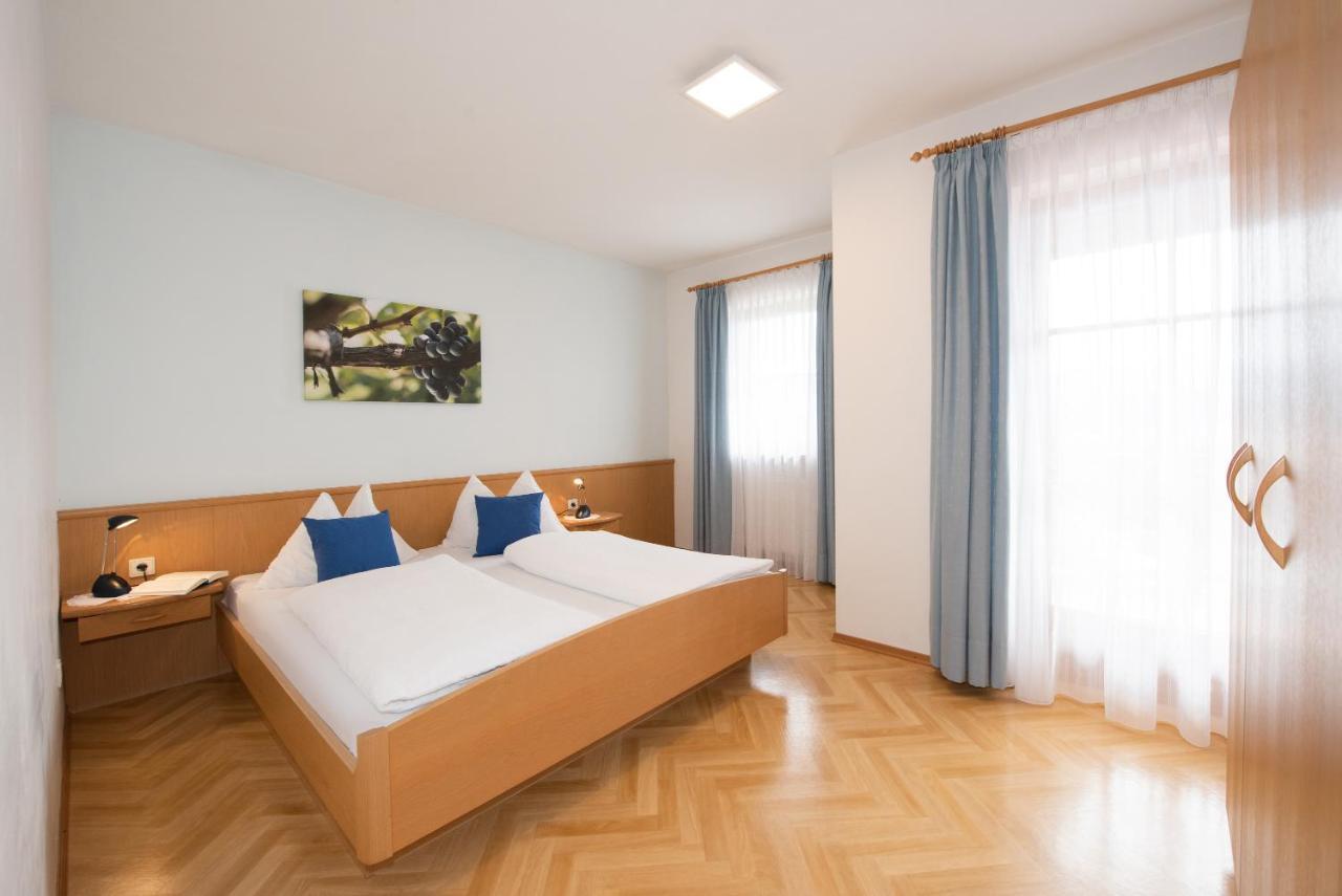 Apartments Herrnhofer Калдаро Екстериор снимка